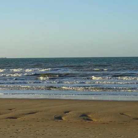 Appartement In By The *